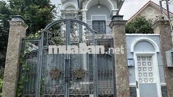 BIỆT THỰ NHÀ BÈ GẦN NHỈNH 10 tỷ - NỞ HẬU - HẺM XE HƠI QUAY ĐẦU