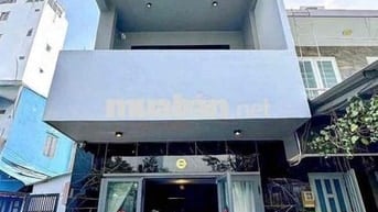 nhà đẹp 3 tầnng . lô nhì tân mỹ q7.