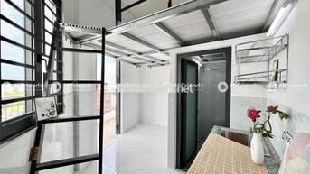 CHO THUÊ PHÒNG BAN CÔNG CỬA SỔ LỚN SIÊU THOÁNG-SIÊU RẺ NGAY BỐN XÃ