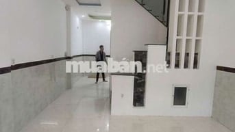 cho thuê nhà ngay cầu bưng lê trọng tấn, 1 trệt, 2lầu, 3pn, 3wc, mới..