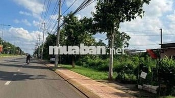 5x30 thổ cư  MẶT TIỀN ĐƯỜNG NHỰA ĐỐI DIỆN UỶ BAN - Giá 1 tỷ 2 .