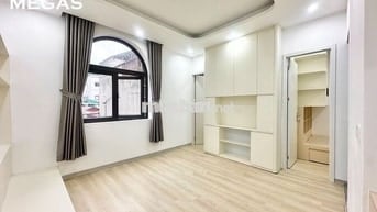 CĂN HỘ DỊCH VỤ MỚI KHAI TRƯƠNG 65M2 2 NGỦ NGAY ĐẦU ĐƯỜNG KIM MÃ - LÁNG