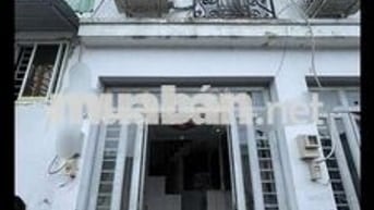 Nhà nguyên căn cho thuê 3❌8 trệt 1 lầu đúc 1pn-2wc  nhà có 1 máy lạnh