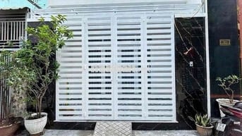 nhà thuê hẻm chợ 36 Bùi tư toàn an lạc bình Tân DT76,8m giá 9tr