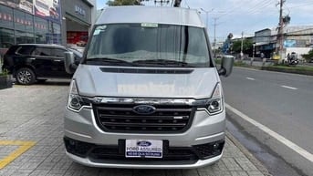 Ford Transit 2023 - 75000 km. Trả trước 200 Triệu