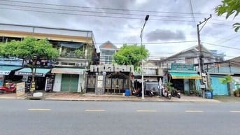Nhà phố 111m ngang 6m mặt tiền kinh doanh gần chợ Lái Thiêu Thuận An