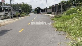 chính chủ ngộp ngân hàng cần ra gấp lô đất đẹp chánh  nhựa 12m giá tốt