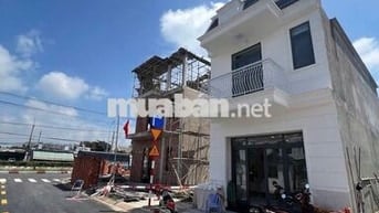 VỢ CHỒNG CẦN BÁN GẤP CĂN NHÀ TÂM HUYẾT NGAY MẶT TIỀN ĐƯỜNG HÙNG VƯƠNG