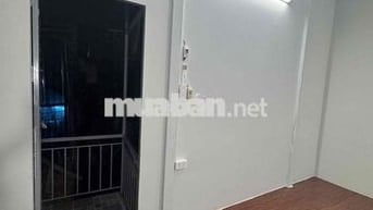 Cho thuê trọ ngay mặt phố Hoàng Văn Thái riêng biệt 4.5tr
