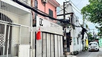 Nhà thuê Nguyễn Sơn. Quận Tân Phú (1pn, 2wc) hẻm xe hơi thông.