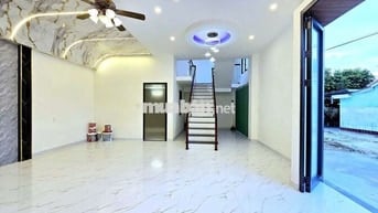 Chính Chủ Bán Gấp, nhà 2 tầng ngõ Ô tô, Tôn Đản - Đà Nẵng