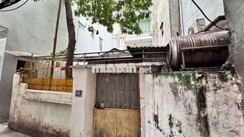 BÁN ĐẤT TẶNG NHÀ CŨ - PHỐ QUAN NHÂN, THANH XUÂN - DT 68m2, MT 6m