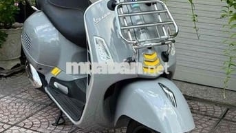 GTS 300 HPE 6800km như mới