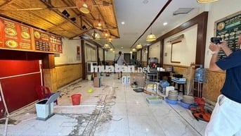 cho thuê mặt bằng kinh doanh, tại trung tâm đi bộ khu phố Hàn Quốc