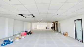 Chính chủ cho thuê vp tại Ô Chợ Dừa 200m2 giá 50t toà nhà mới xây