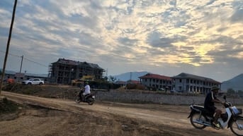 Gấp Chính chủ cần bán Gấp 100m full thổ cư ngay nhà văn hóa Dân Chủ HB