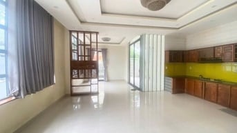 NHÀ 2 MẶT TIỀN - 2 MÊ KIÊN CỐ - KHU VỰC TRUNG TÂM