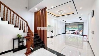 CHO THUÊ NHÀ KINH DOANH 4 PHÒNG NGỦ MẶT ĐƯỜNG CHÍNH KHU HÀ QUNAG 2