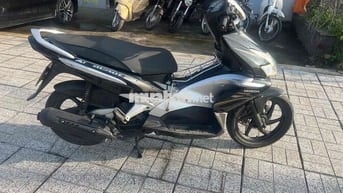 xe 2010 Fi máy zin bs83