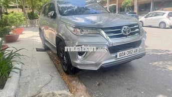 Mình cần bán Fortuner 2017 máy xăng số tự động