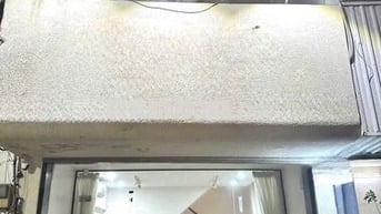 Cho Thuê Nhà Đường Lê Văn Sỹ, Quận 3 ( Lầu Suốt - Ngang 4.5m )