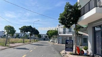 Kẹt tiền bán lô A28 Mega 1 city đối diện trường học chỉ 1,1 tỷ bao phí