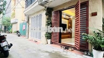 Cho thuê nhà ngọc thụy long biên 34m 3p ngủ đủ đồ giá 10 triệu