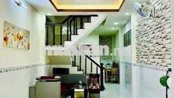 Nhà đẹp full NT 4x13m 2lầu 4pn 3wc. Gần ngả cây trâm phạm văn chiêu