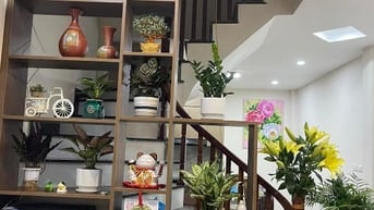 Chính chủ cần bán nhaà mới xây