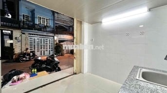 Cho thuê kiot Kdoannh , buôn b , thoải mái ,