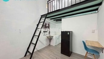 CHO THUÊ DẠNG DUPLEX FULL NỘI THẤT ĐƯỜNG NGUYỄN HỮU CẢNH GẦN QUẬN 1