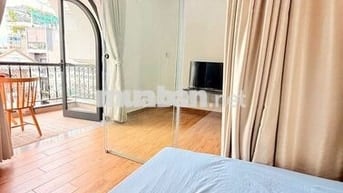 Chuỗi Studio Tách Bếp Cửa Sổ Lớn –Khu Vòng Xoay Lăng Cha Cả, Tân Bình