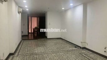 Mb ĐỒNG KHỞI Q1. NGAY PHỐ ĐI BỘ DT 80m2. Giá chỉ 30tr