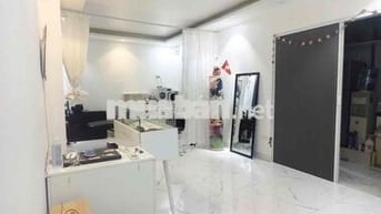 Căn tập thể Duplex 2 tầng phố Nguyễn Công Trứ trung tâm Hai Bà Trưng