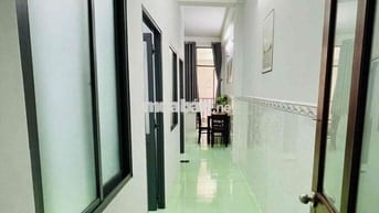 Căn Hộ 2PN Có Sẵn Nội Thất Free Xe , toà Có Giặt Sấy