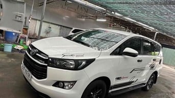 Toyota Innova 2019 2.0E  máy số Rin