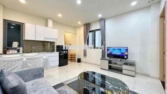 Căn Hộ 1Pn ban công máy giặt riêng full nội thất Trần Hưng Đạo Quận 1