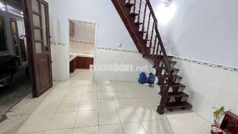 Bán nhà Phú Thọ Hoà, 4x6, hỗ trợ vay, nhà 2 tầng, chỉ hơn 2 tỷ TL