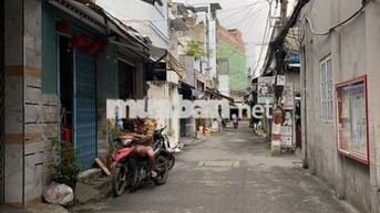 BÁN NHÀ ĐẸP 5 TẦNG, >40M², HXH, SÁT CHỢ HẠNH THÔNG TÂY,QUANG TRUNG