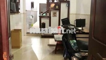 Cho thuê nguyên căn nhỏ gọn, 3pn, sẵn nt, Phạm Văn Bạch p15 Tân Bình