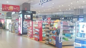 CẦN TUYỂN  NHÂN VIÊN NAM NỮ BÁN HÀNG + KHO