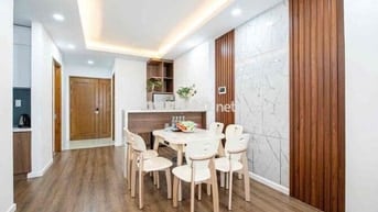 Chính chủ cho thuê cân hộ Sky center 75m2 2pn 2wc full nt