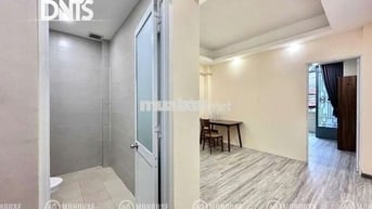Phòng trọ 40m2_Full Nội Thất_Balcony_Thang Máy_Ngã Sáu Cộng Hòa