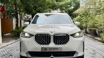 BMW X3 2025 sDrive20i - 2700 km