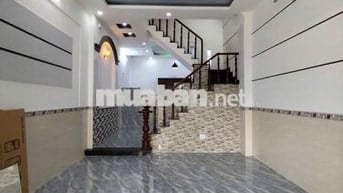 Nha Cho Thue  4,5 x 13m, 1 trệt 2 lầu  4p ngu   + noi that  hem xe hoi