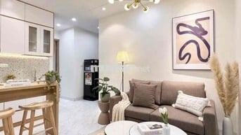 Bán Căn hộ CCMN tầng trung, Phạm Ngọc Thạch,nhà đẹp, ở ngay 50m2