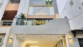 NHÀ ĐẸP 3 LẦU HXH 51/2A THÀNH THÁI, QUẬN 10