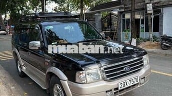 Ford Everest 2006 Gasoline XL 4x2 - 180000 km