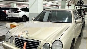 Mercedes Benz E240 W210 2001