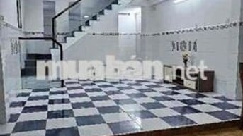 Bán nhà trung tâm quận 7, ngang gần 5m, kế bên Kdc HimLam, giá tốt